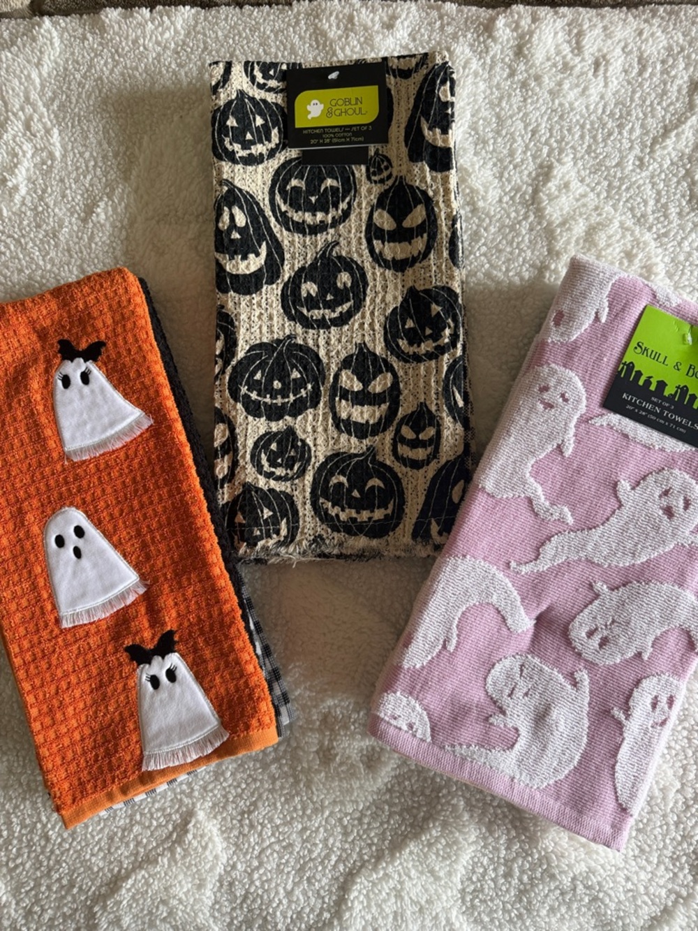 Goblin & Ghoul Halloween Kitchen Towels Ghost 👻 Pumpkins 🎃 NEW!